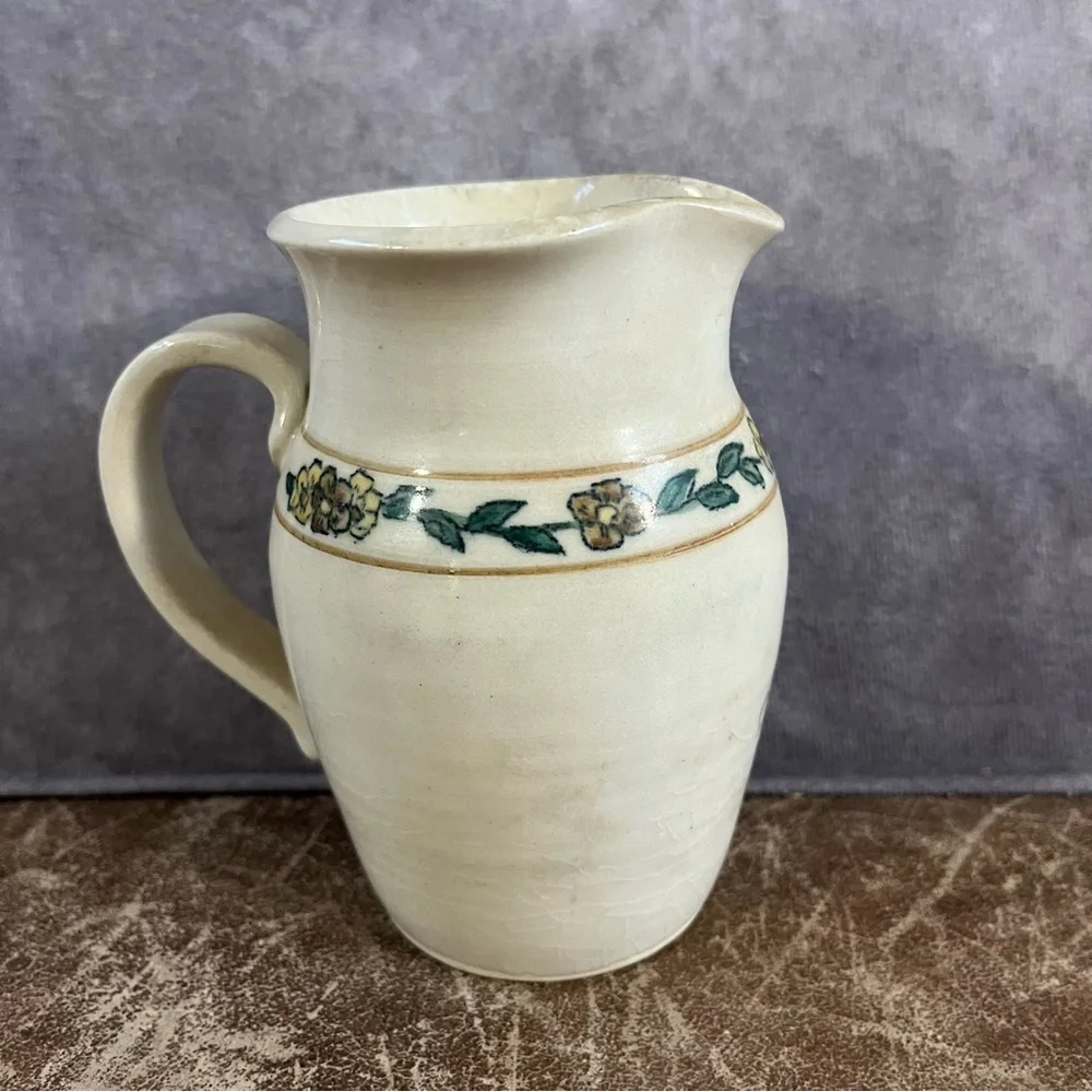 Suci Creamer Pottery Vase Signed Tan Color with Floral Design Approx 3‎ X 5 Inch